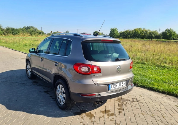 Volkswagen Tiguan cena 28900 przebieg: 240000, rok produkcji 2009 z Radom małe 67